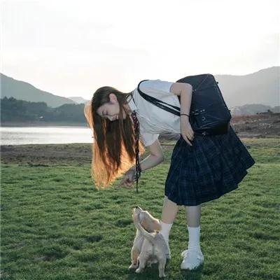 风语海报