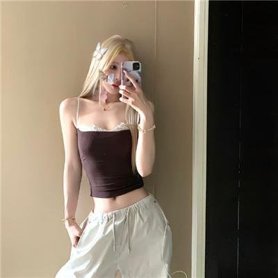 汽车女窃贼海报
